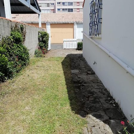 Maison Deux Chambres Avec Jardin A 100M De L'Ocean Les Sables-d'Olonne Bagian luar foto